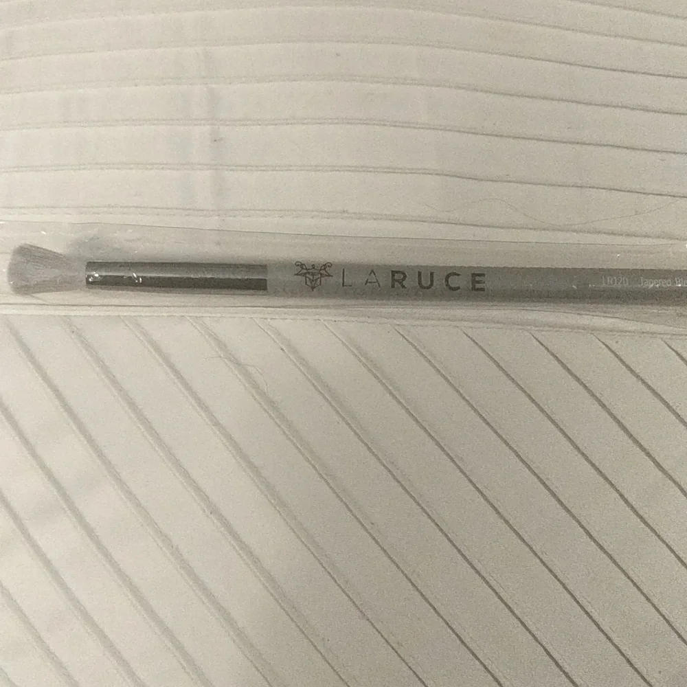 NWT Makeup Brush
